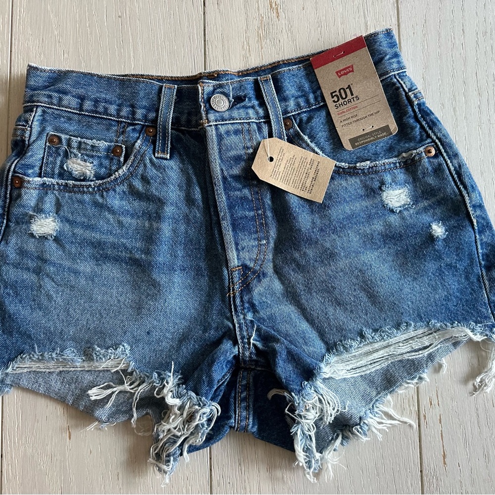 Levi's Women's Denim Shorts | Size 25 NWT